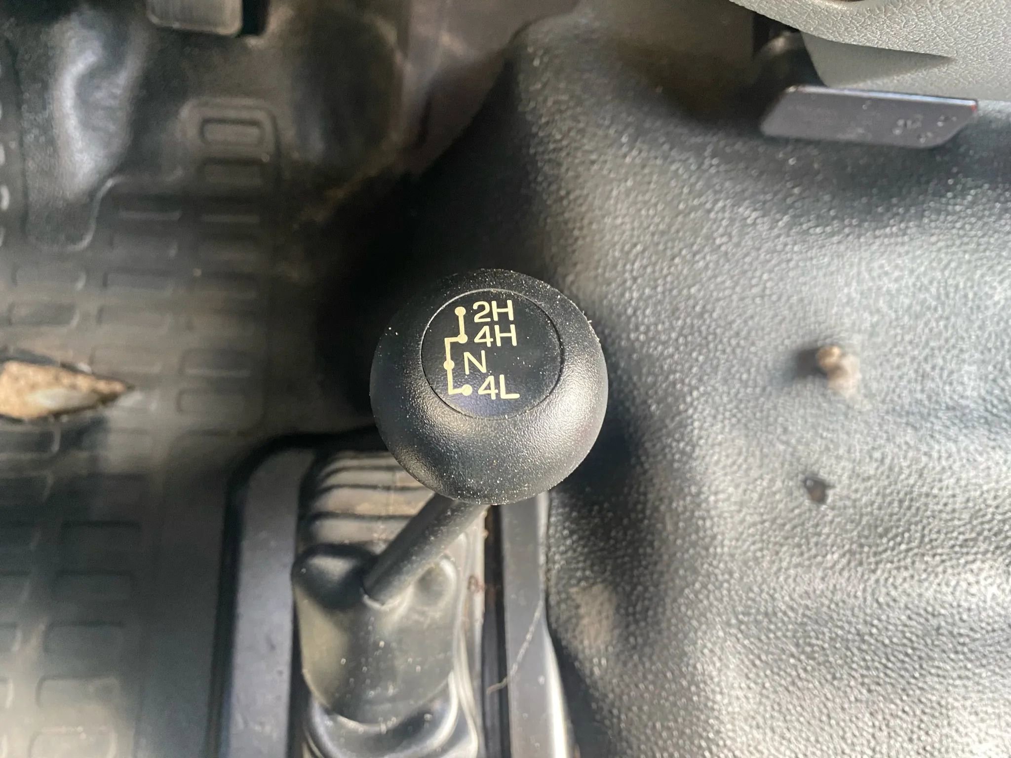 Used 2015 Ford F550 4x4 Regular Cab Super Duty image 16