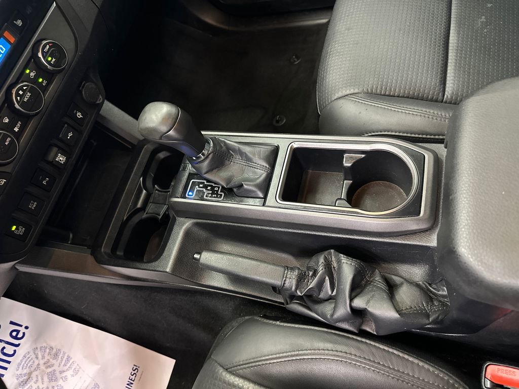 Used 2022 Toyota Tacoma TRD Off-Road w/ TRD Premium Off Road Package image 28