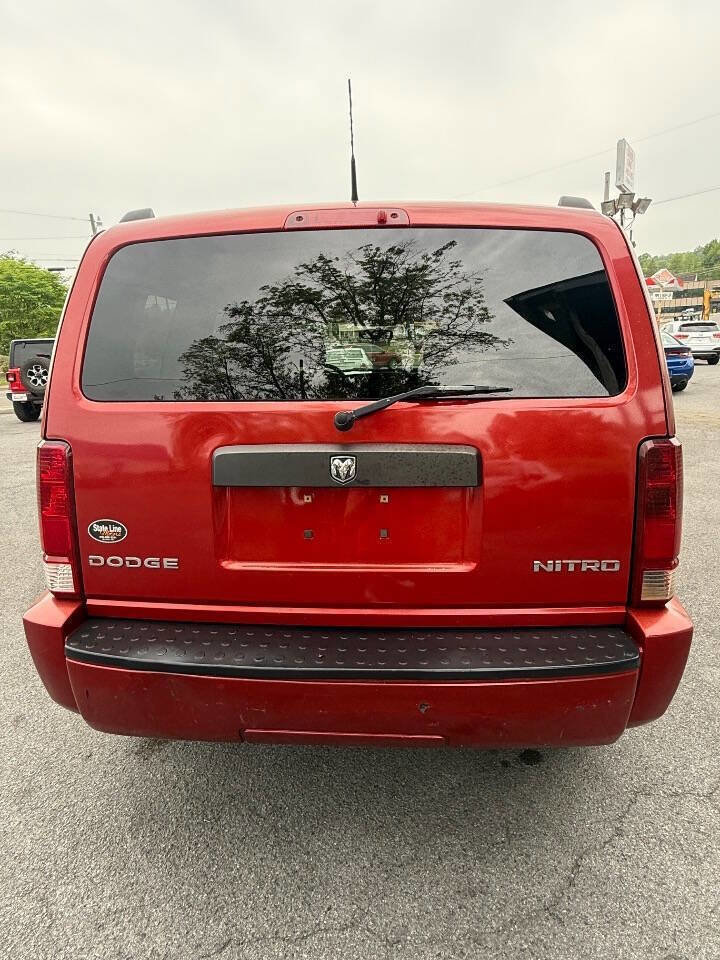 Used 2011 Dodge Nitro Heat w/ Popular Equipment Group AWD/4WD image 3