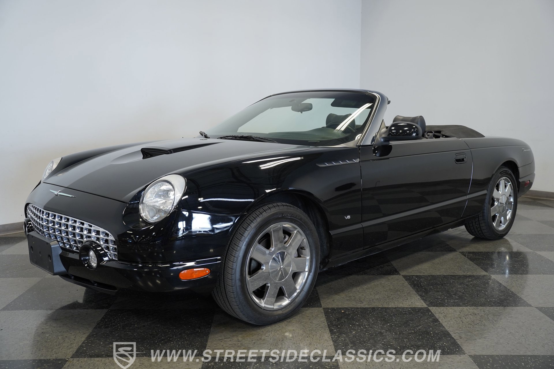 Used 2003 Ford Thunderbird RWD image 5