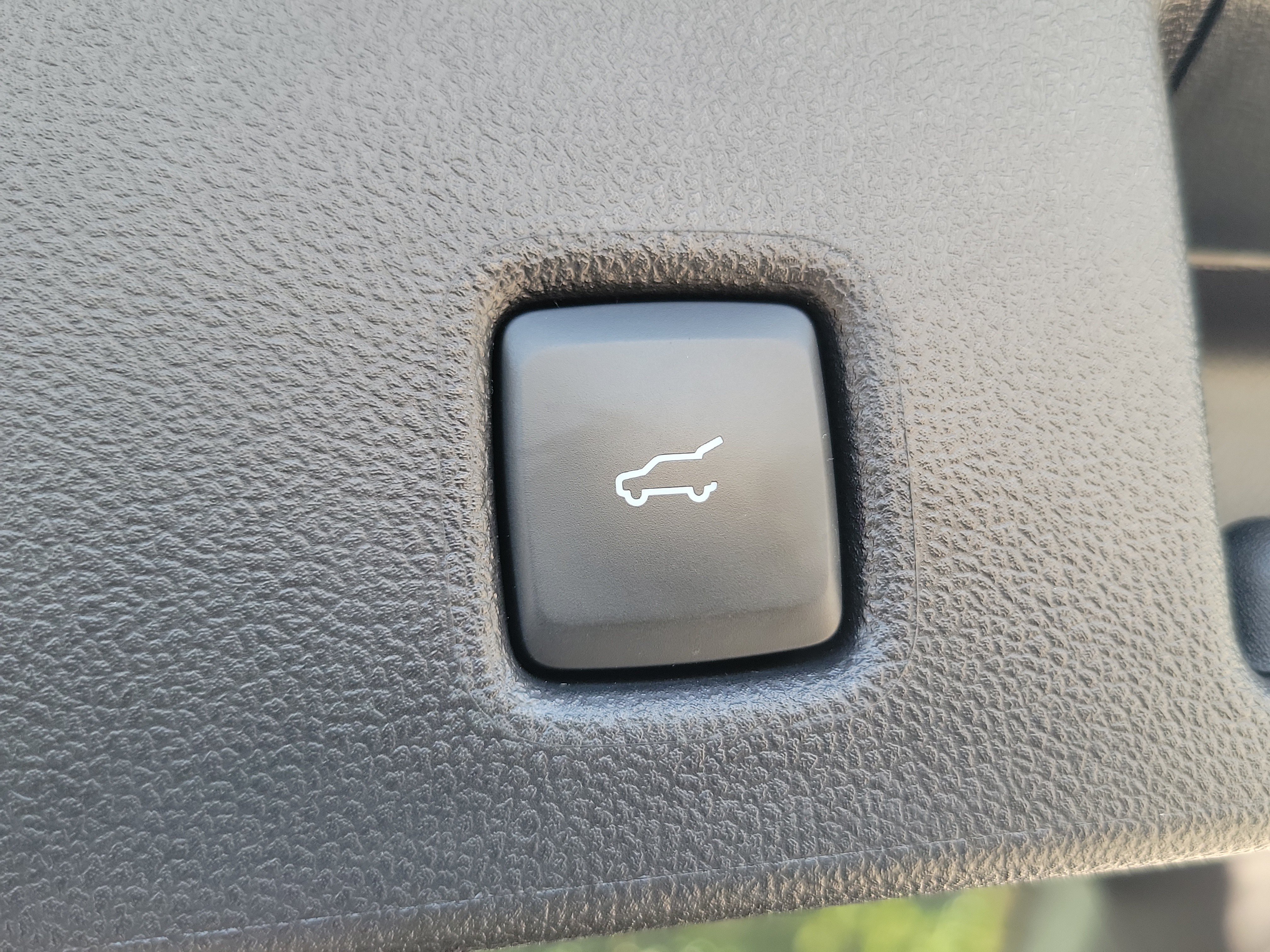 Used 2025 Ford Escape ST-Line w/ Tech Pack #1 FWD image 18