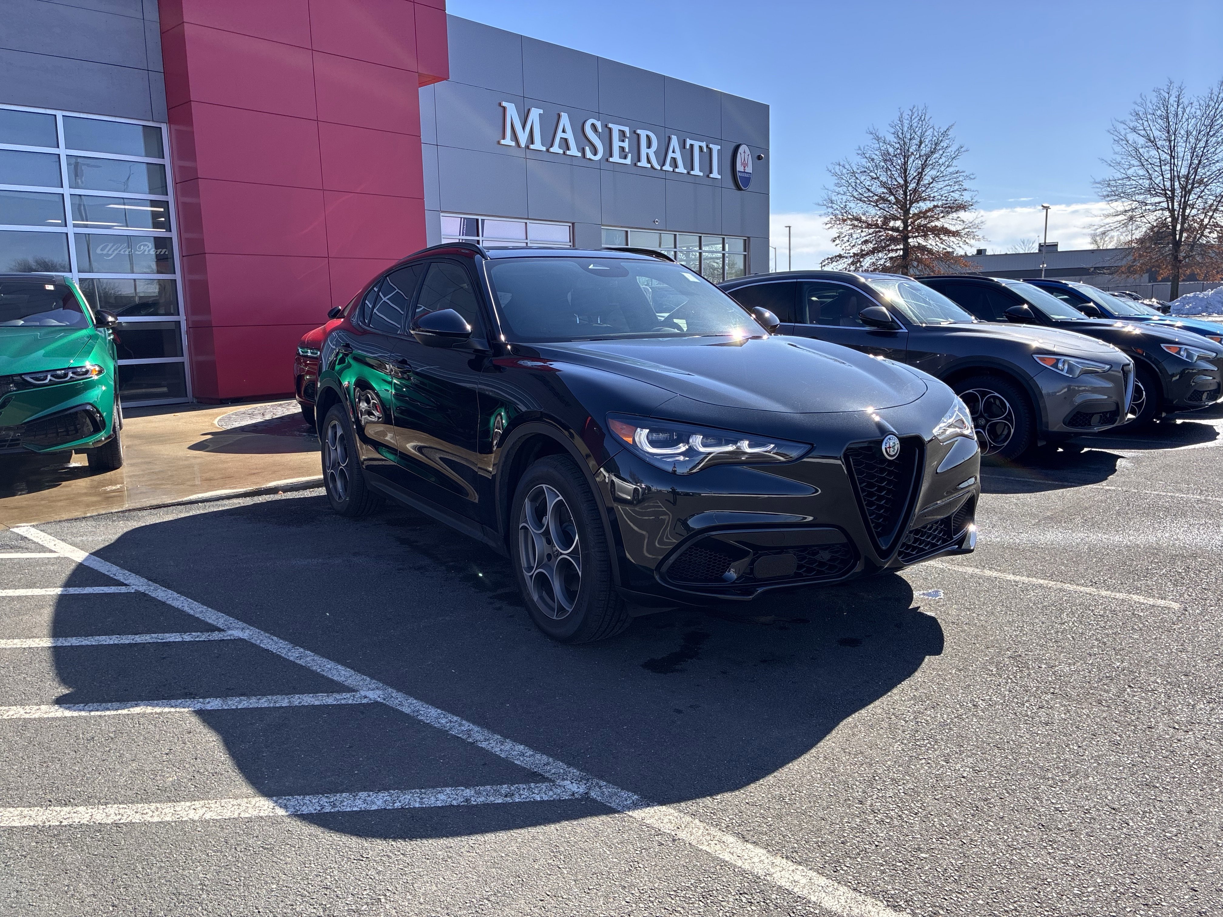 New 2026 Alfa Romeo Stelvio Sprint w/ Convenience Package AWD/4WD image 4