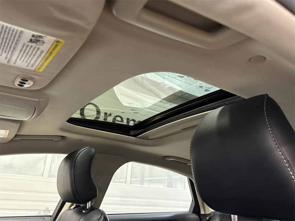 Used 2018 Ford Fusion Energi Titanium image 7