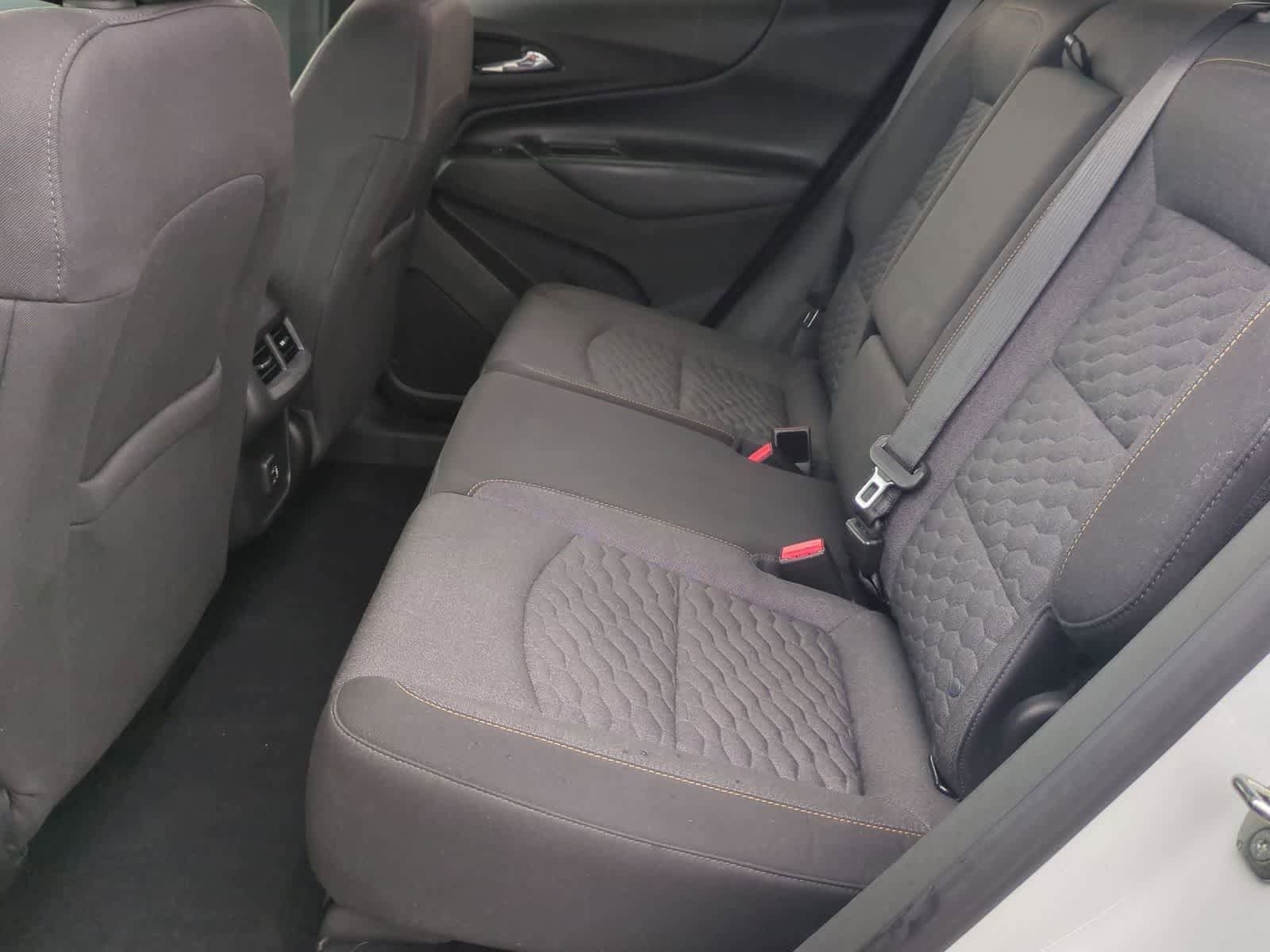 Used 2019 Chevrolet Equinox LT w/ Driver Convenience Package image 18