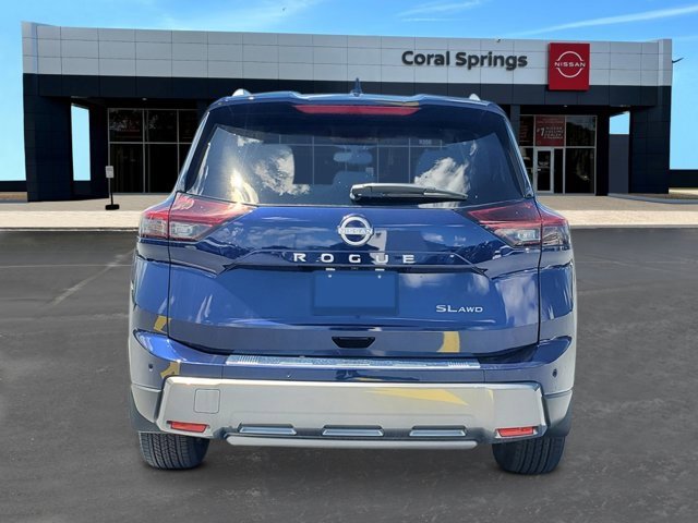 New 2025 Nissan Rogue SL image 3