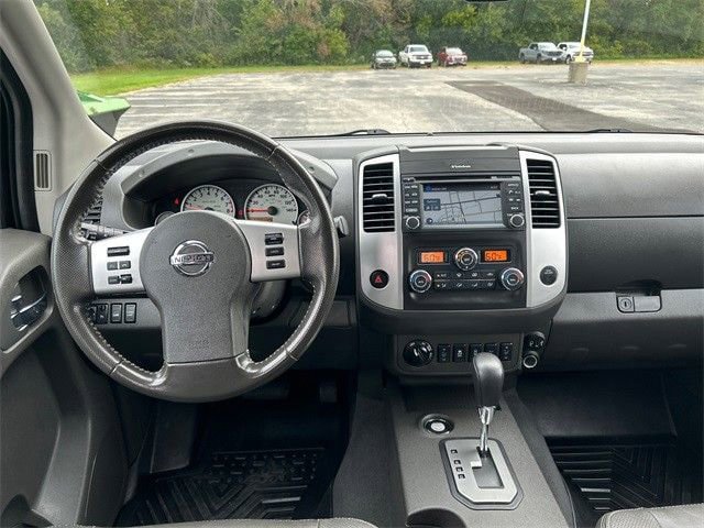 Used 2021 Nissan Frontier PRO-4X w/ Pro-4x Utility Package AWD/4WD image 14