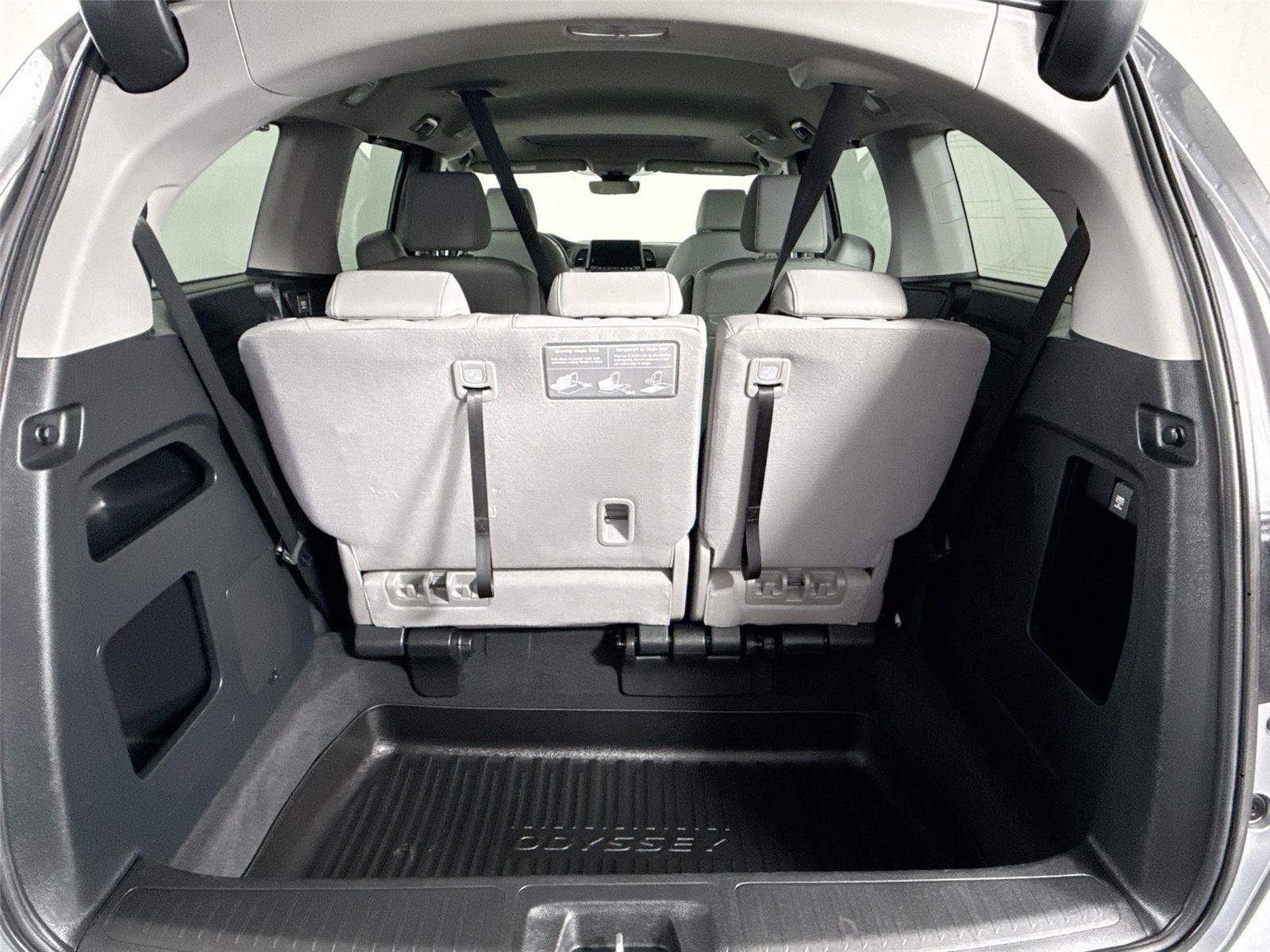 Used 2023 Honda Odyssey EX-L image 37
