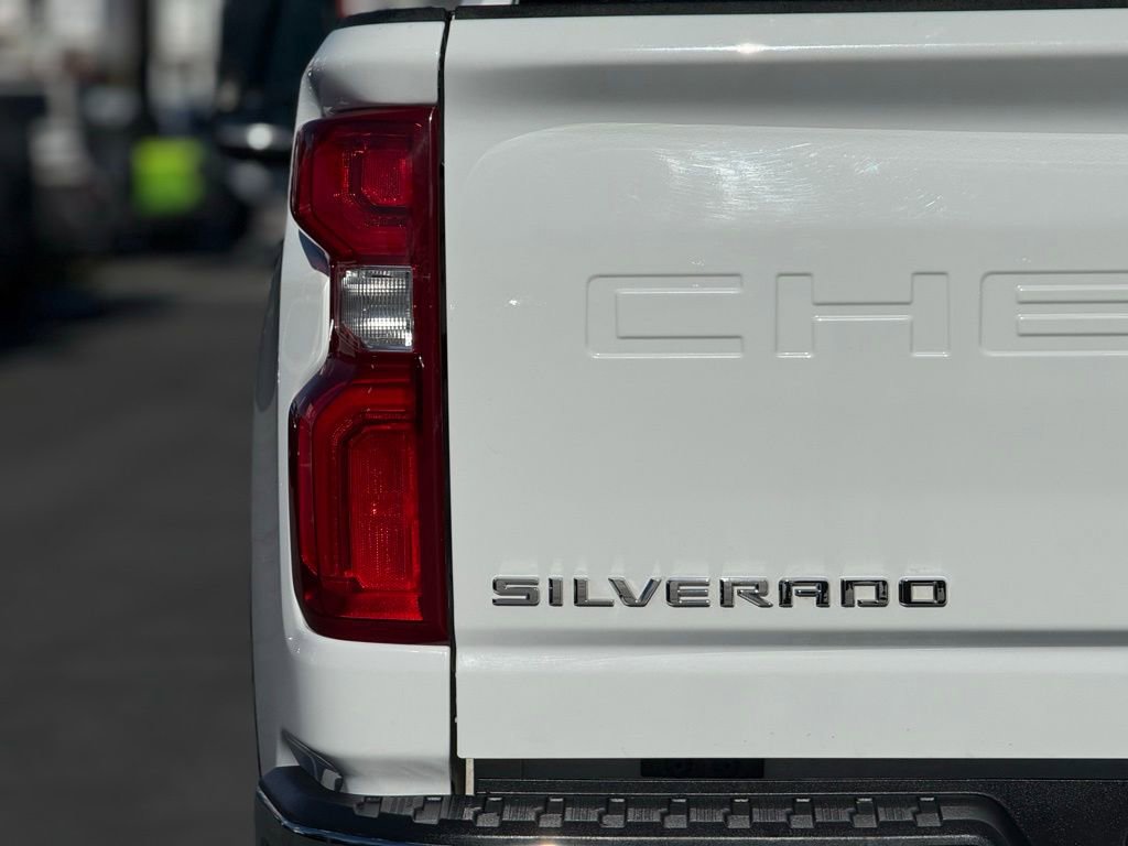 Used 2023 Chevrolet Silverado 2500 LTZ image 8