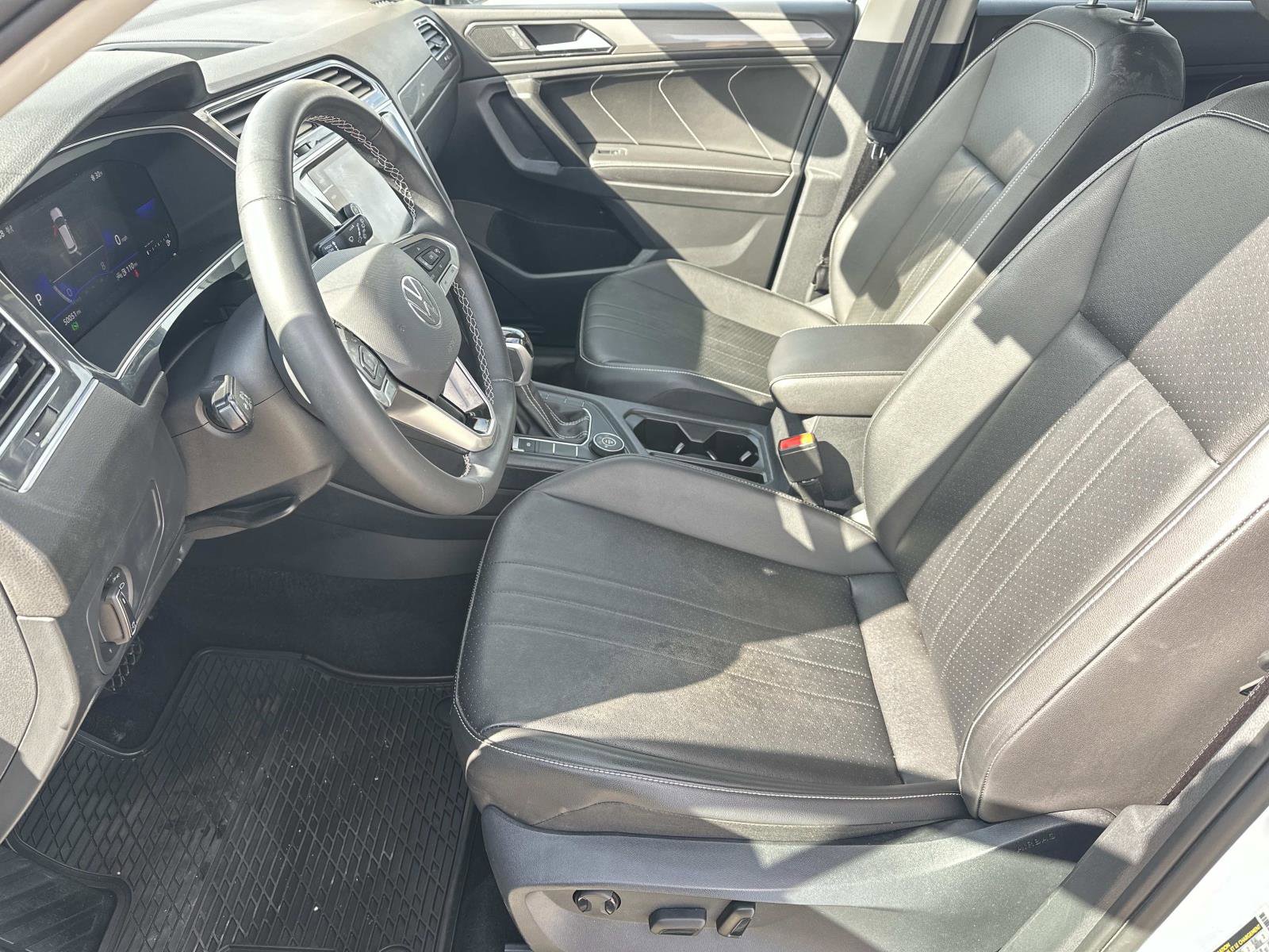 Used 2022 Volkswagen Tiguan SE AWD/4WD image 18