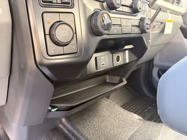 New 2027 Ford F250 XL AWD/4WD image 24