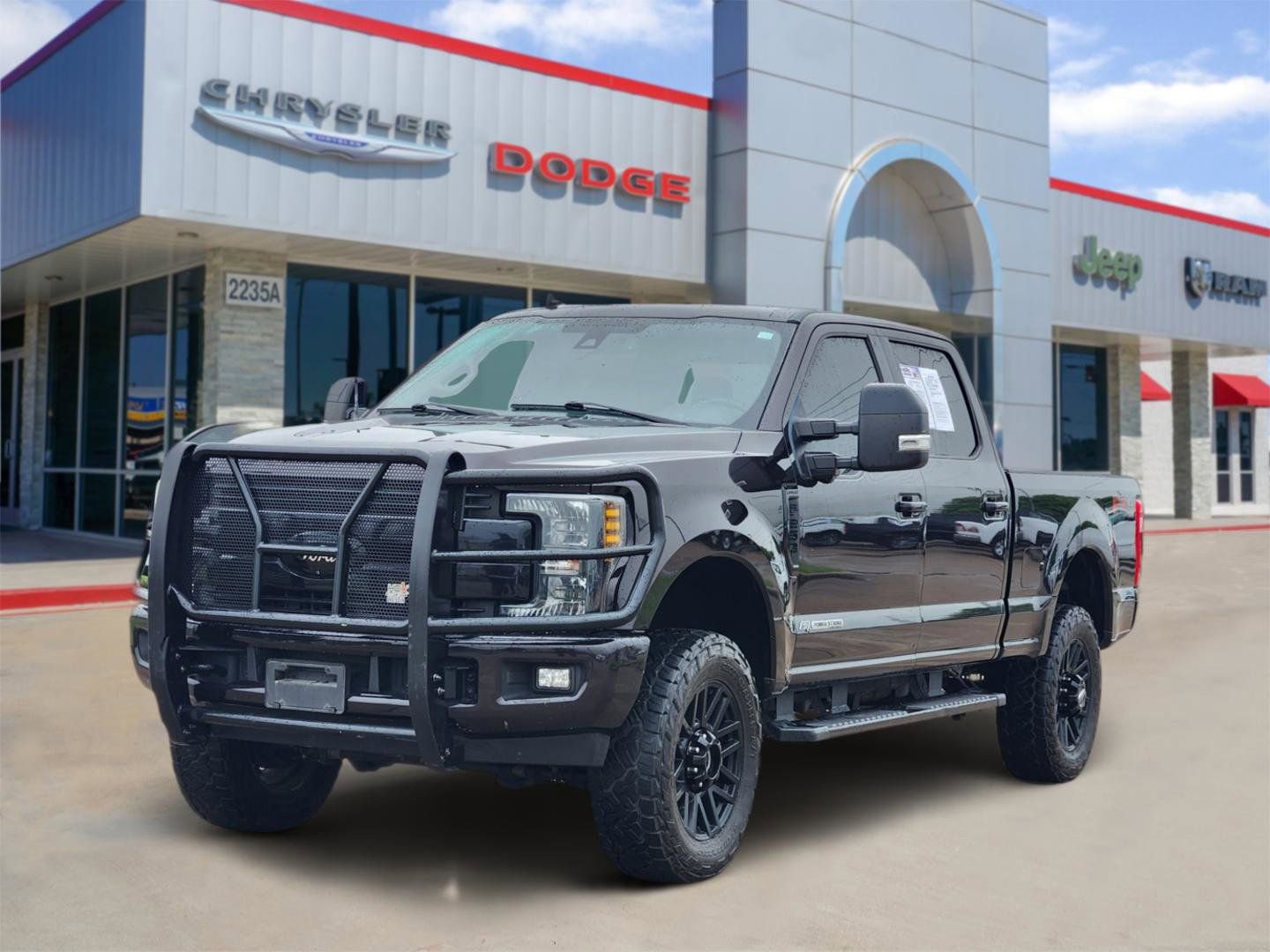 Used 2019 Ford F250 Lariat w/ Lariat Ultimate Package AWD/4WD image 2