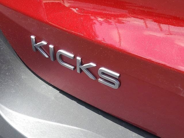New 2026 Nissan Kicks SV w/ Cold Weather Package FWD image 6