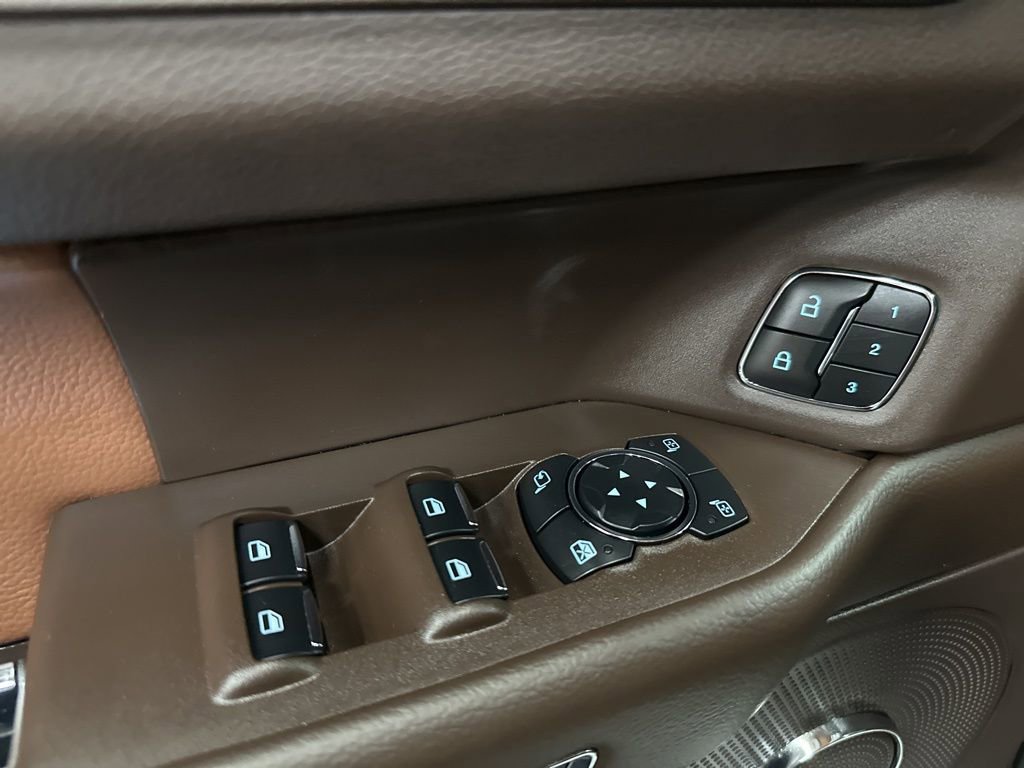 Used 2024 Ford Expedition Max King Ranch AWD/4WD image 17