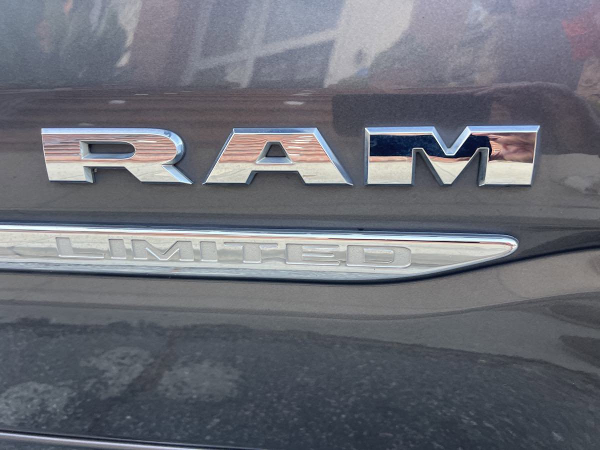 Used 2019 RAM 1500 Limited AWD/4WD image 27