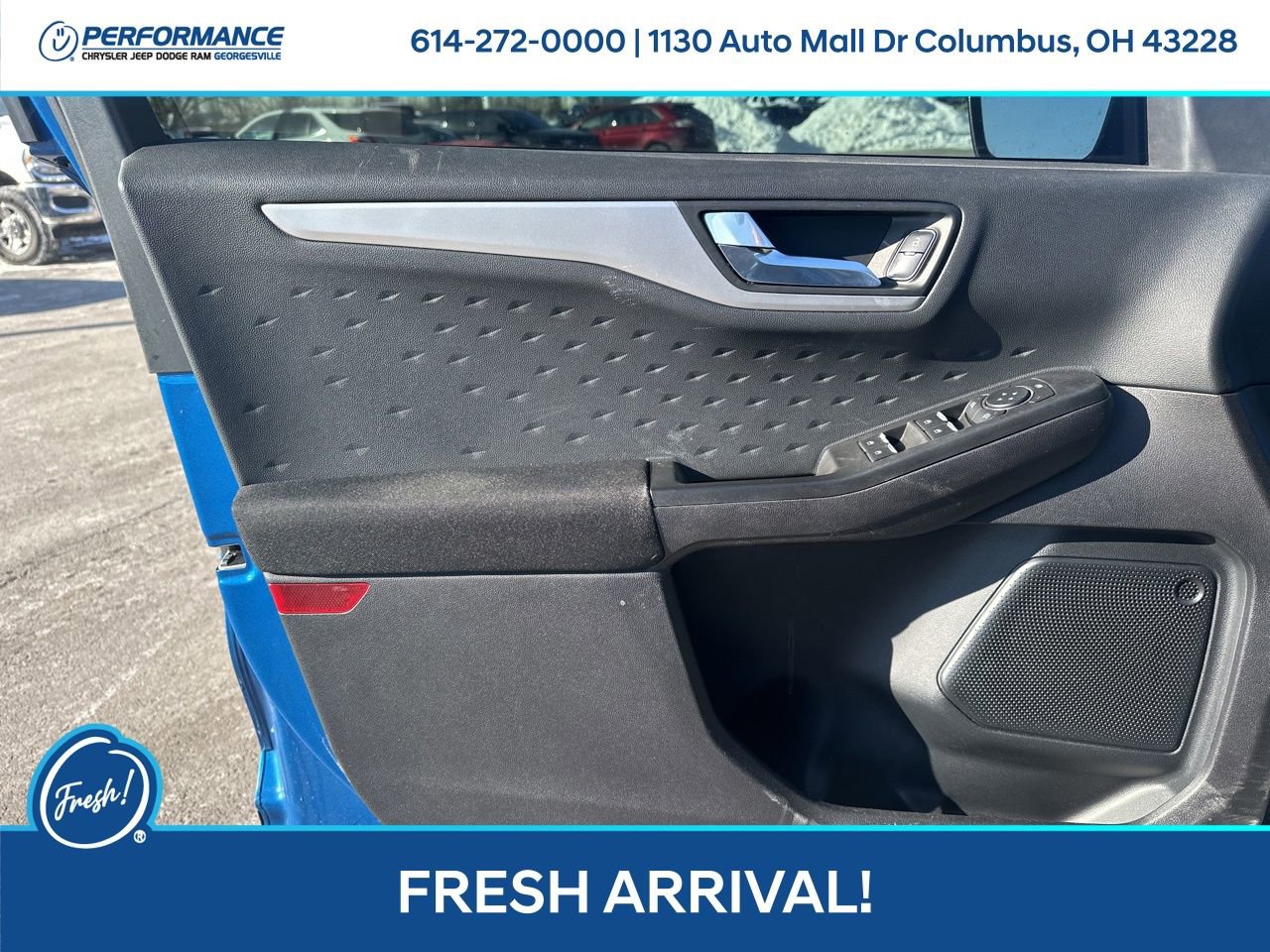 Used 2020 Ford Escape SE image 12