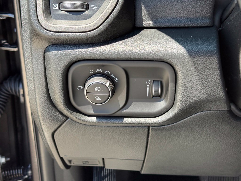 New 2026 RAM 3500 Tradesman AWD/4WD image 18
