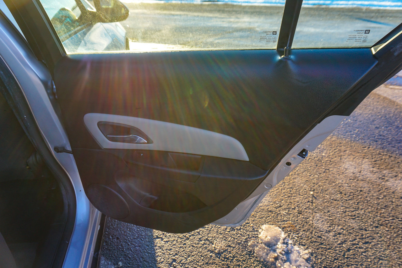 Used 2014 Chevrolet Cruze LS image 25