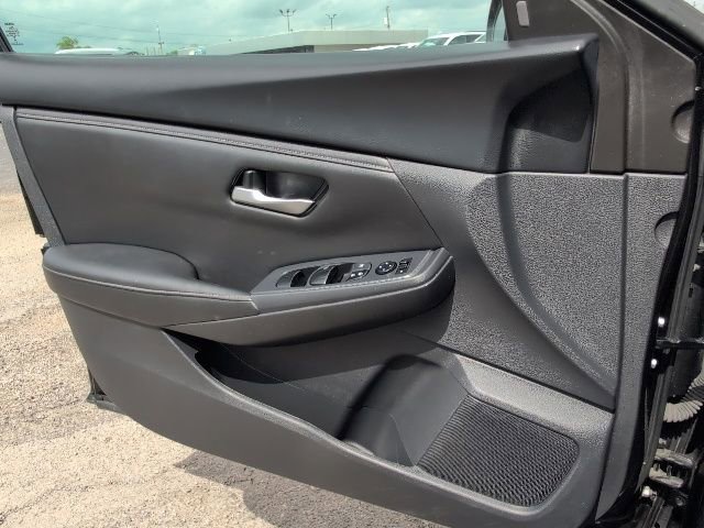 Used 2024 Nissan Sentra SV image 12