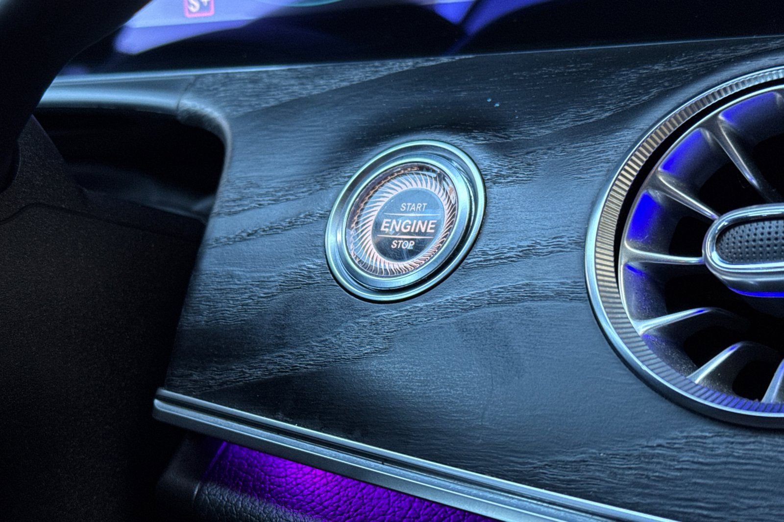 Used 2021 Mercedes-Benz E 53 AMG 4MATIC Cabriolet image 21