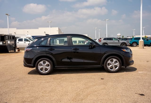 Used 2024 Honda HR-V LX image 8