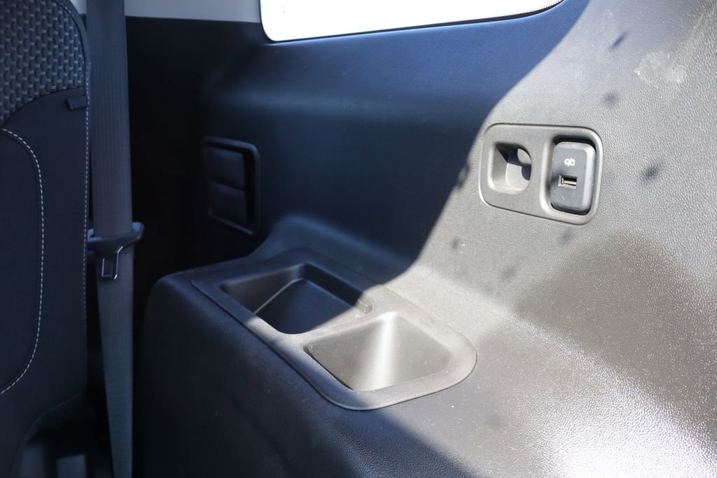 Used 2023 GMC Acadia SLE w/ Driver Convenience Package image 47