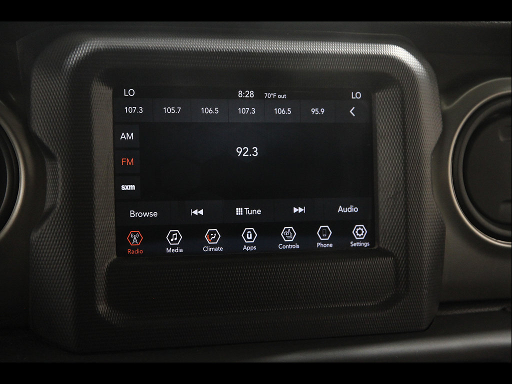 Used 2018 Jeep Wrangler Unlimited Sport S AWD/4WD image 10