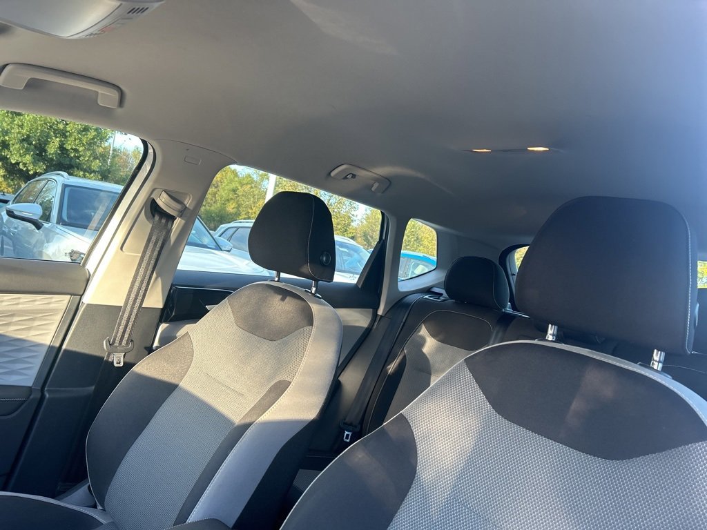 Used 2024 Volkswagen Taos S image 20