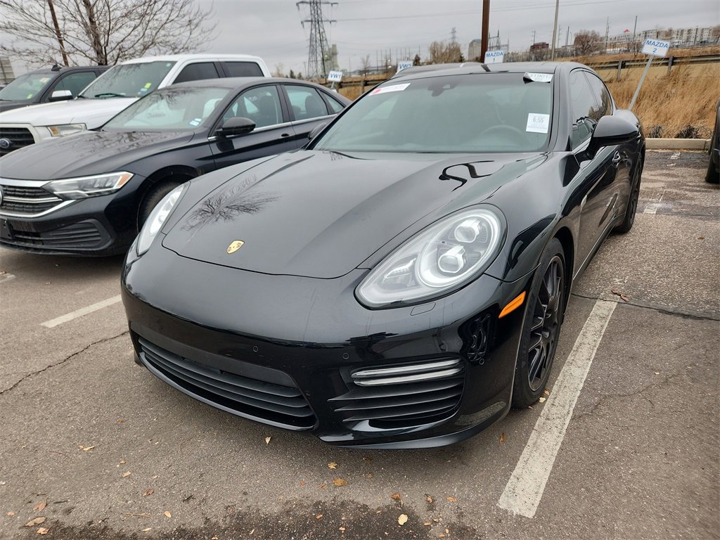 Used 2014 Porsche Panamera GTS w/ Premium Package Plus image 3