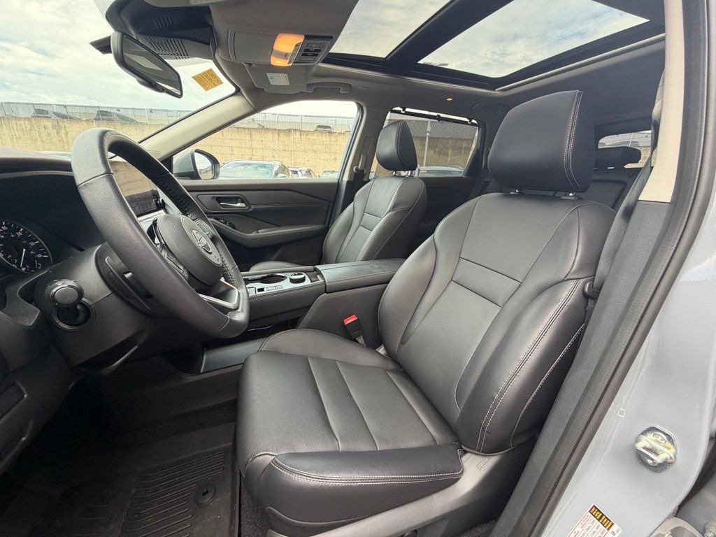 Used 2023 Nissan Rogue SL w/ SL Premium Package AWD/4WD image 8