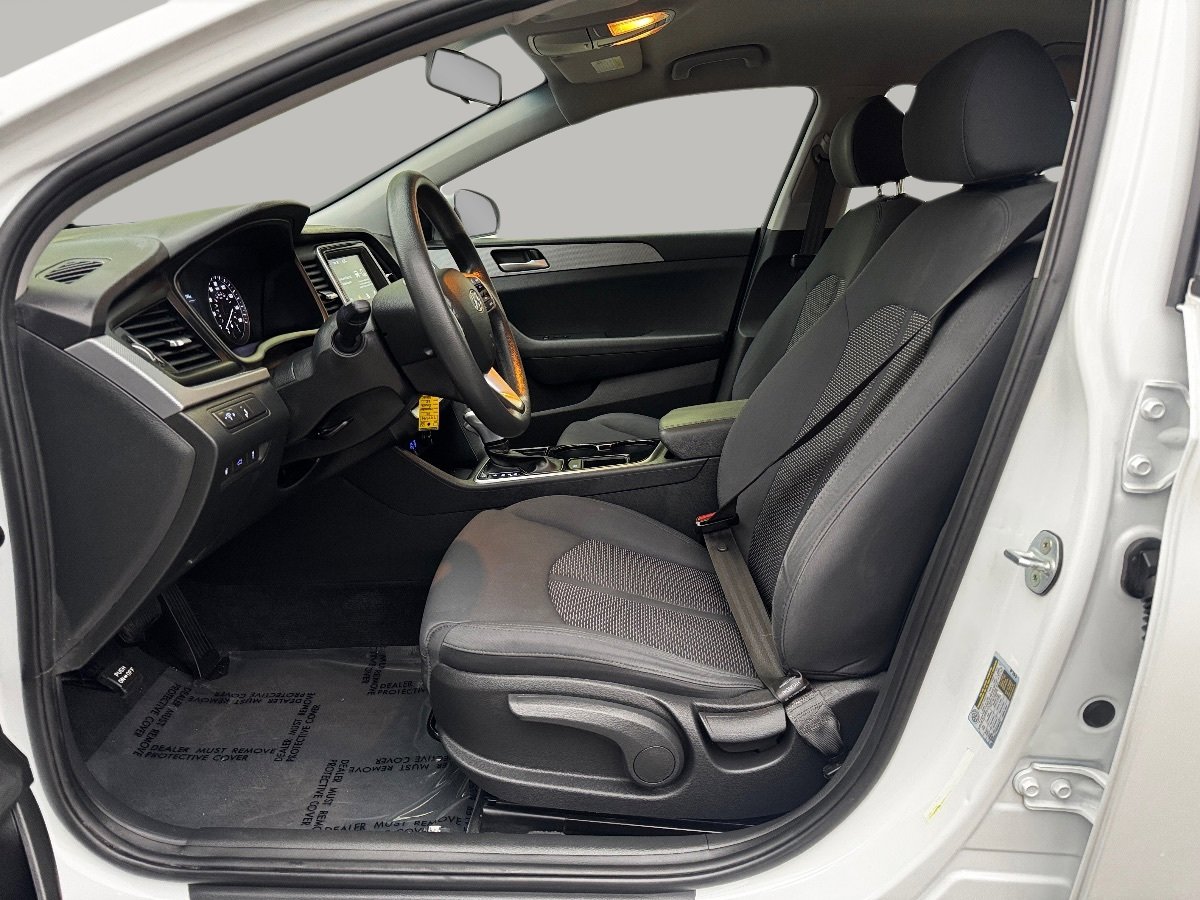 Used 2019 Hyundai Sonata SE image 16