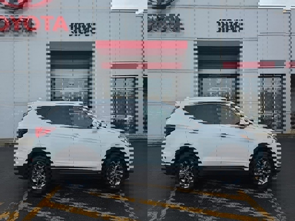 Used 2017 Hyundai Santa Fe Sport image 2