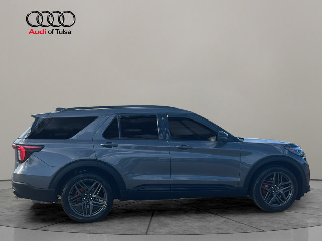 Used 2025 Ford Explorer ST w/ Sun And Sound Package AWD/4WD image 6