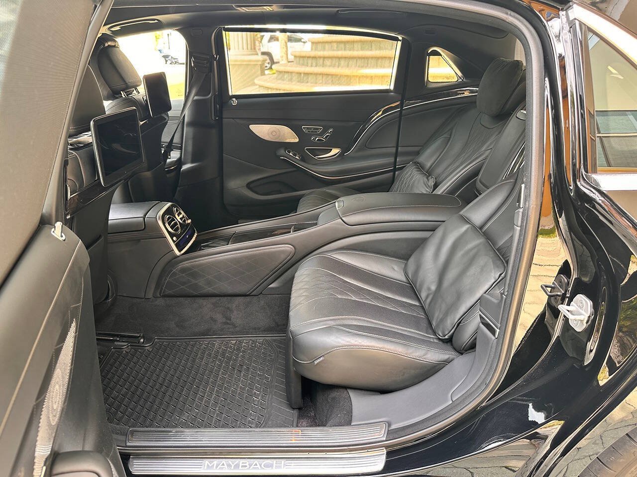 Used 2018 Mercedes-Benz Maybach S 560 4MATIC image 67