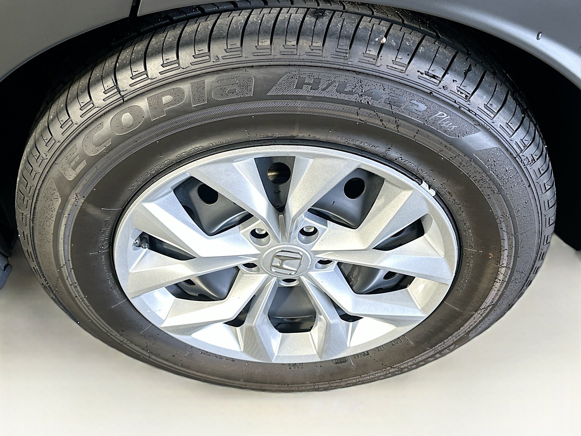 Used 2025 Honda CR-V LX image 11