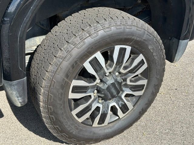 Used 2024 GMC Sierra 3500 Denali Ultimate image 8