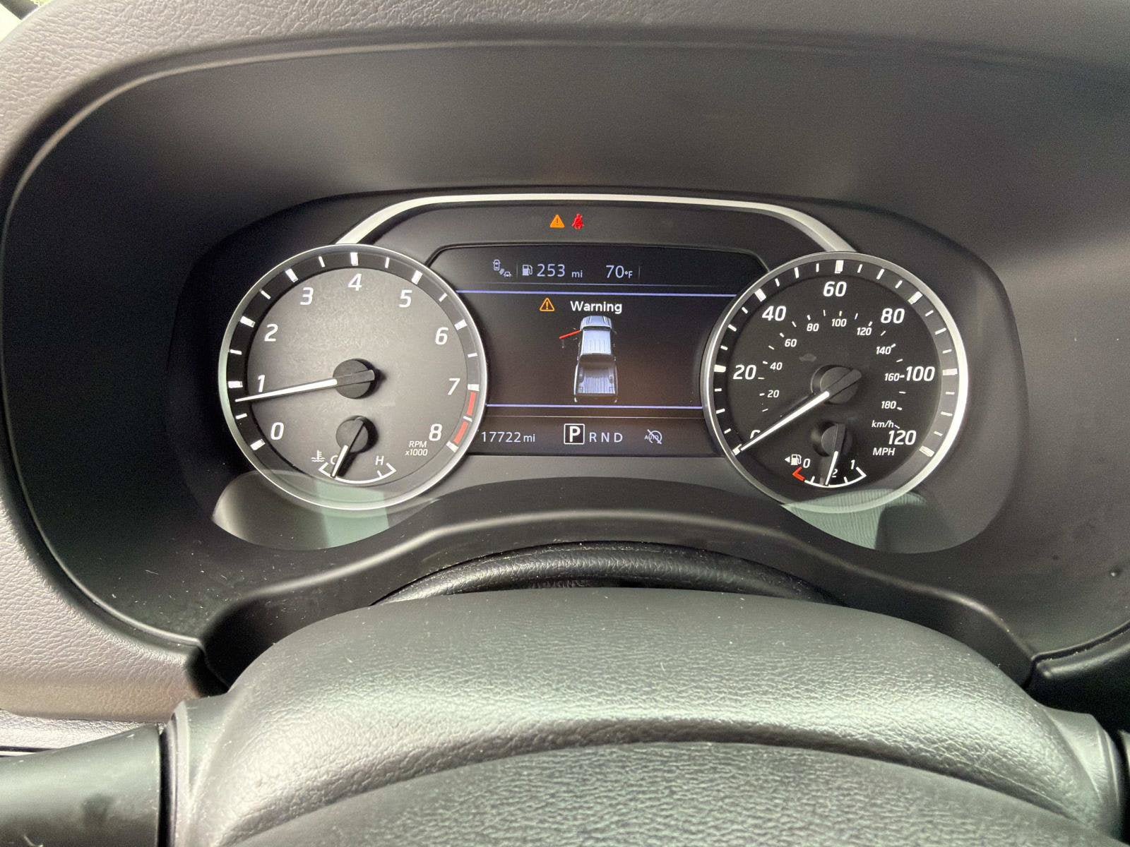 Used 2025 Nissan Frontier SV RWD image 15