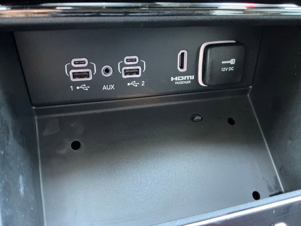 Used 2023 Jeep Grand Cherokee 4WD 4xe w/ Luxury Tech Group II image 49