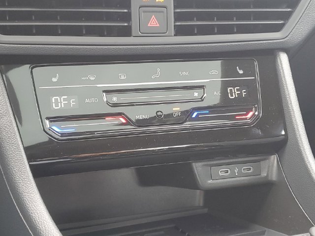 New 2026 Volkswagen Jetta SE FWD image 21