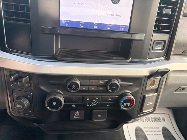 Used 2025 Ford F250 XLT AWD/4WD image 13