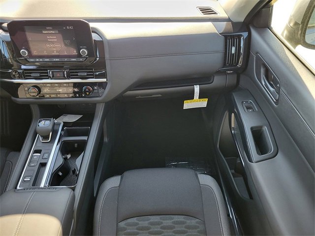 New 2025 Nissan Pathfinder SV image 20