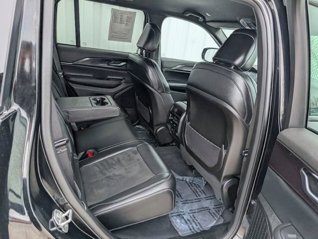 Used 2023 Jeep Grand Cherokee Altitude image 26