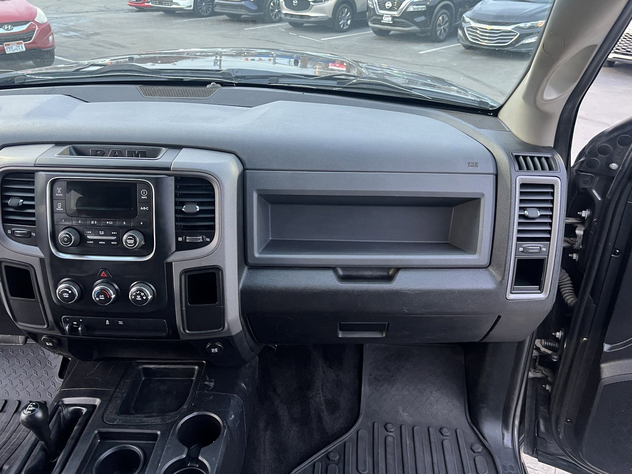 Used 2016 RAM 2500 Tradesman w/ Chrome Appearance Group image 17