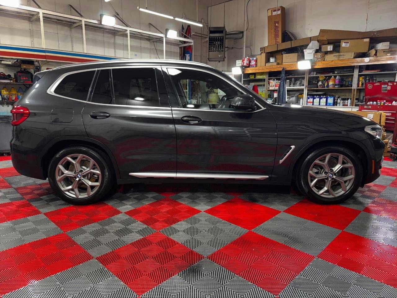 Used 2021 BMW X3 xDrive30e w/ Premium Package image 9