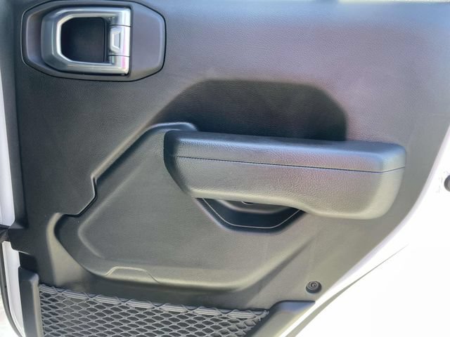 Used 2023 Jeep Wrangler Unlimited w/ Cold Weather Group AWD/4WD image 17