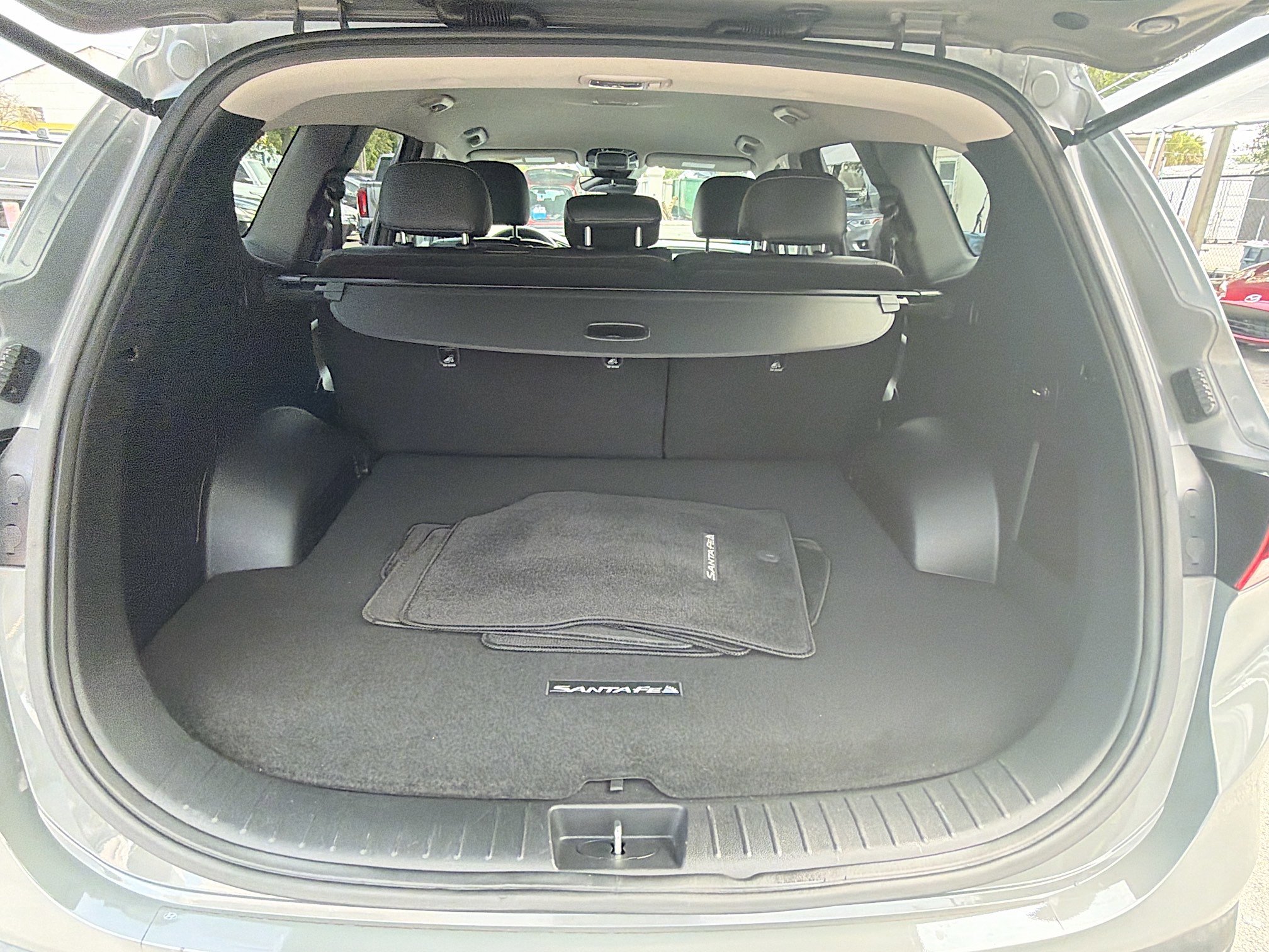 Used 2022 Hyundai Santa Fe SEL w/ Cargo Package FWD image 24