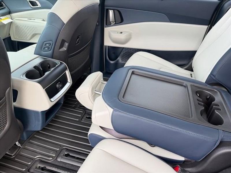 New 2026 Kia Carnival EX image 13