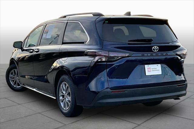 Certified 2024 Toyota Sienna XLE FWD image 12