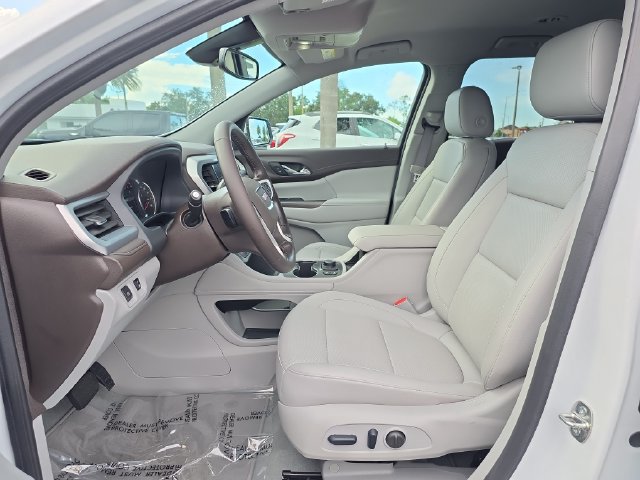 Certified 2023 GMC Acadia SLT FWD image 17