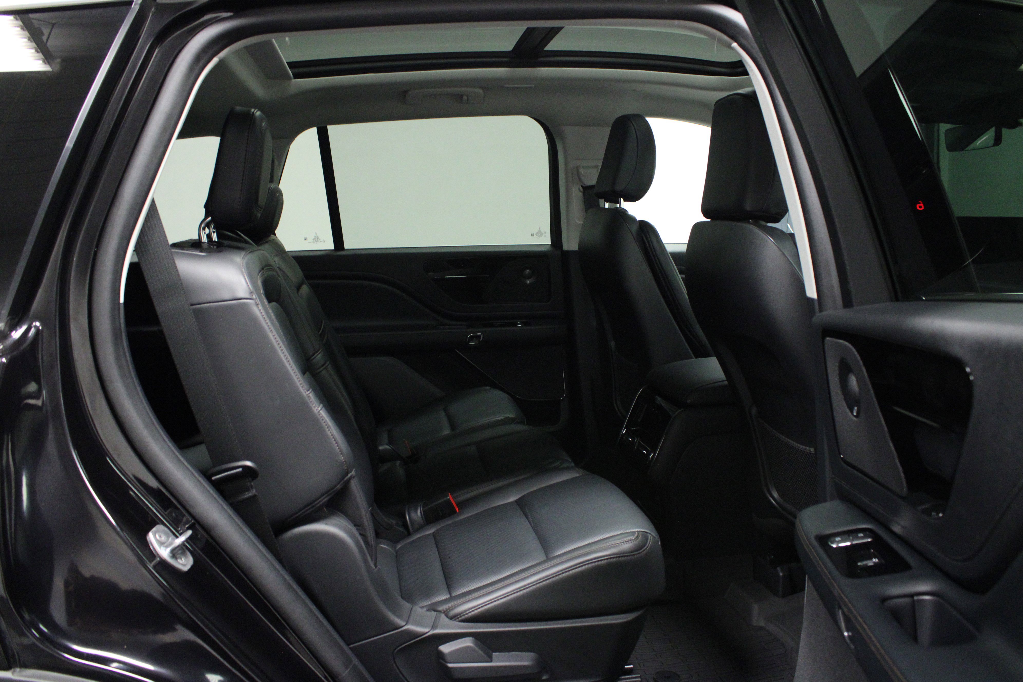 Used 2025 Lincoln Aviator Reserve w/ Illumination Package image 16