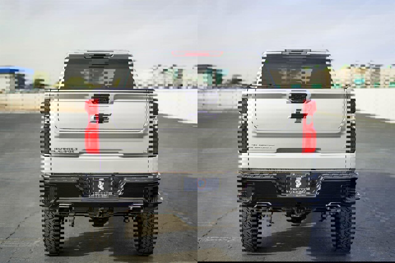 Used 2021 Chevrolet Silverado 1500 LT Trail Boss w/ Convenience Package II image 9